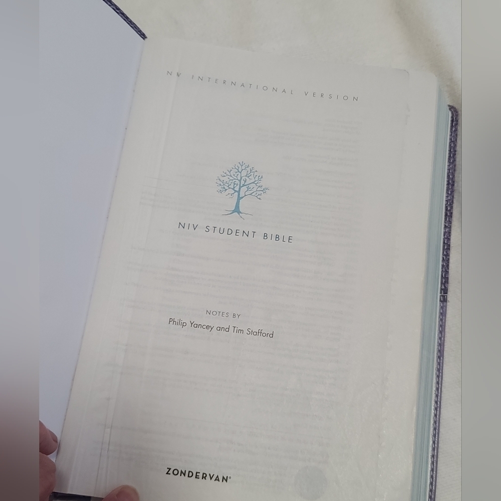 Purple NIV zondervan student bible - Picture 5 of 15